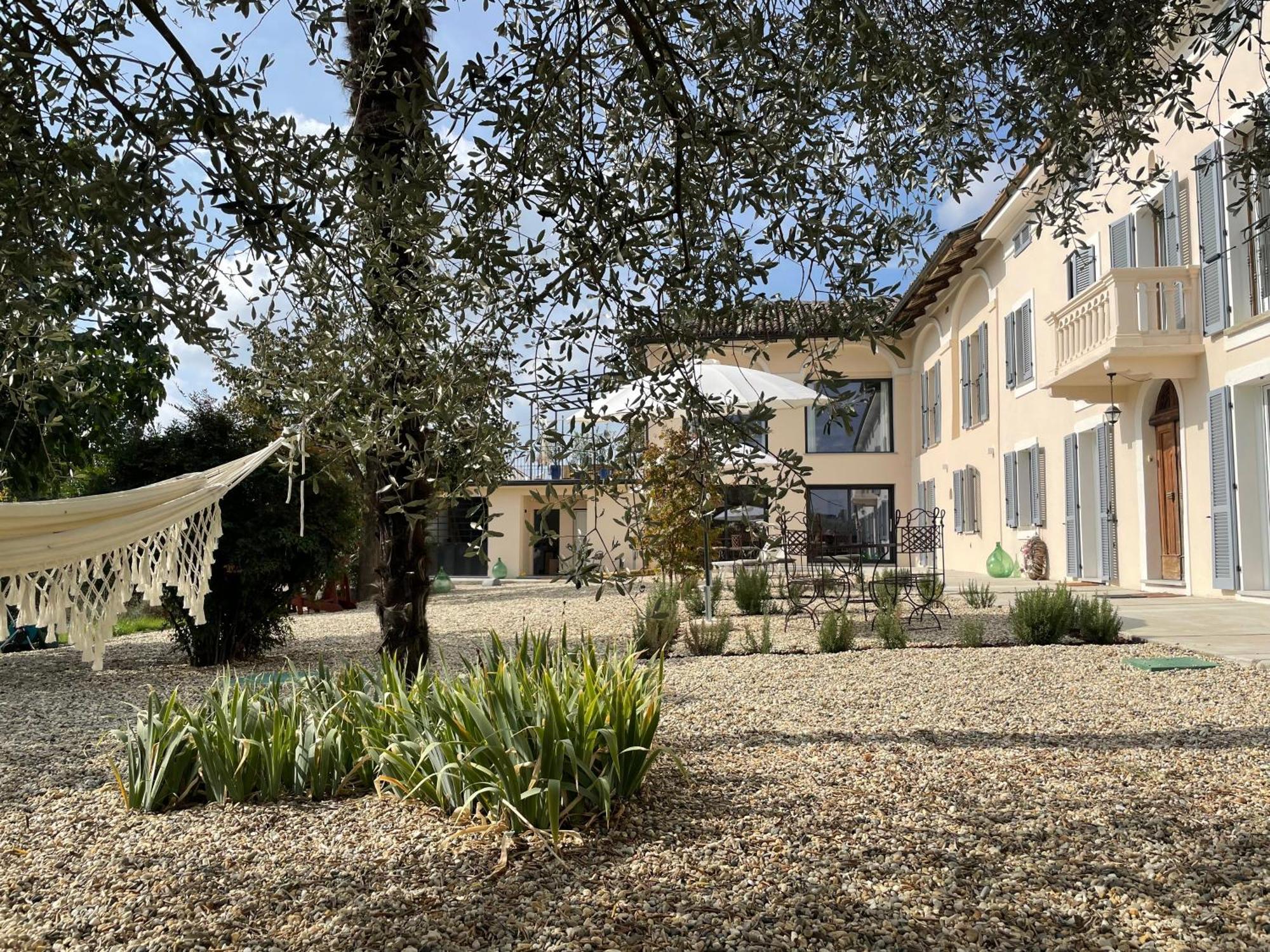 Tenuta Dei Vicini - Luxury Apartments San Marzano Oliveto Exterior photo