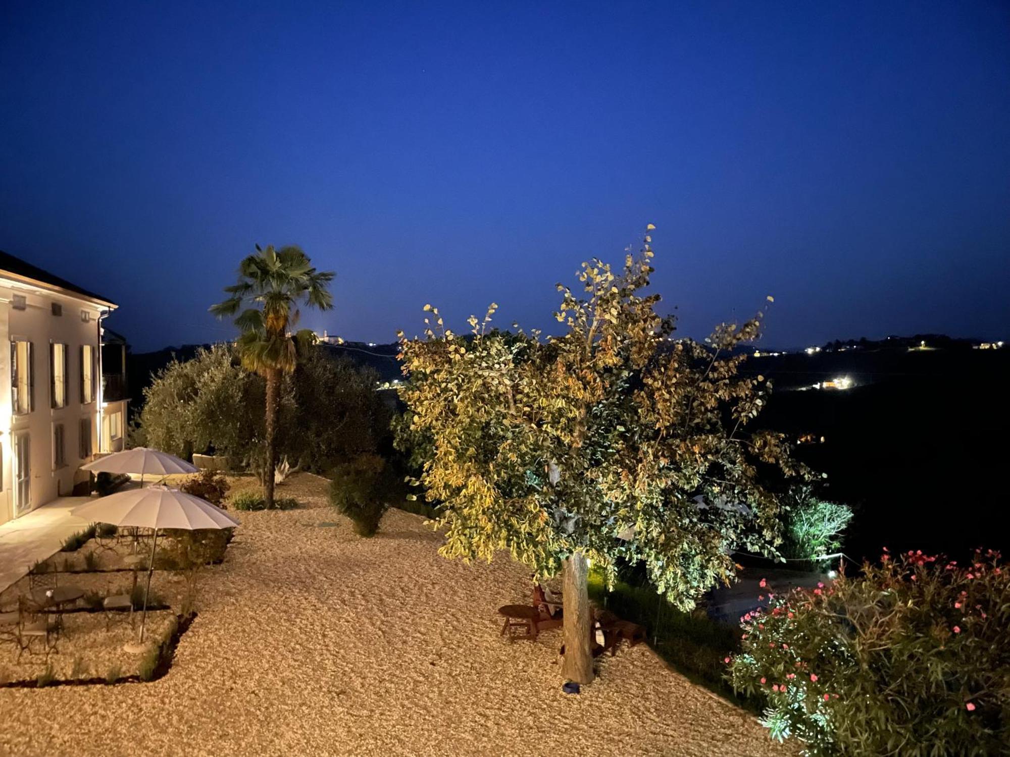Tenuta Dei Vicini - Luxury Apartments San Marzano Oliveto Exterior photo