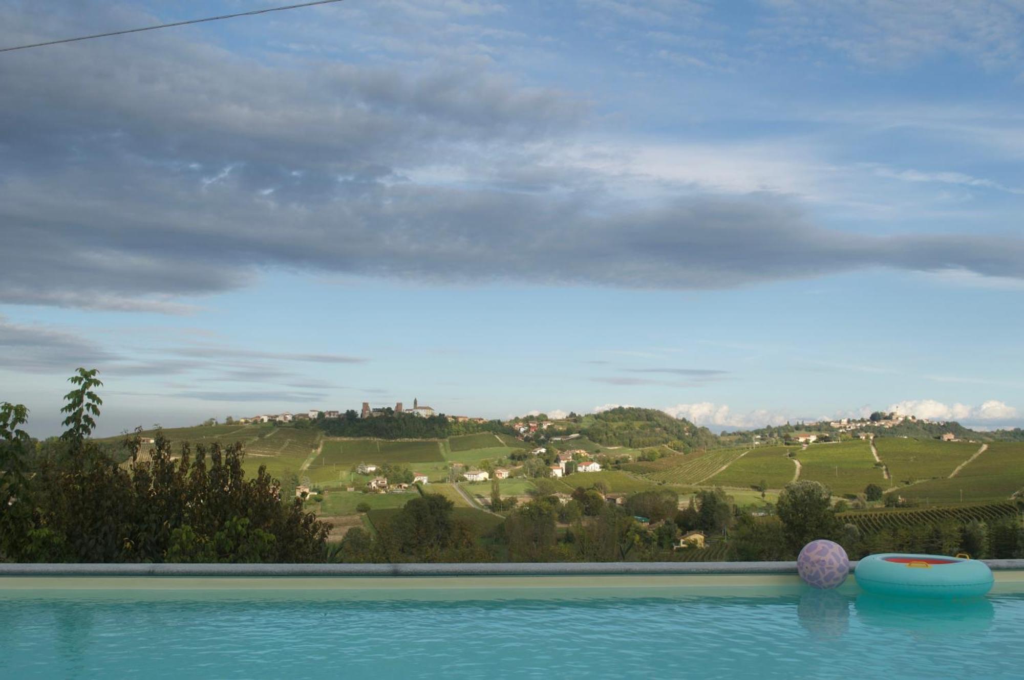 Tenuta Dei Vicini - Luxury Apartments San Marzano Oliveto Exterior photo